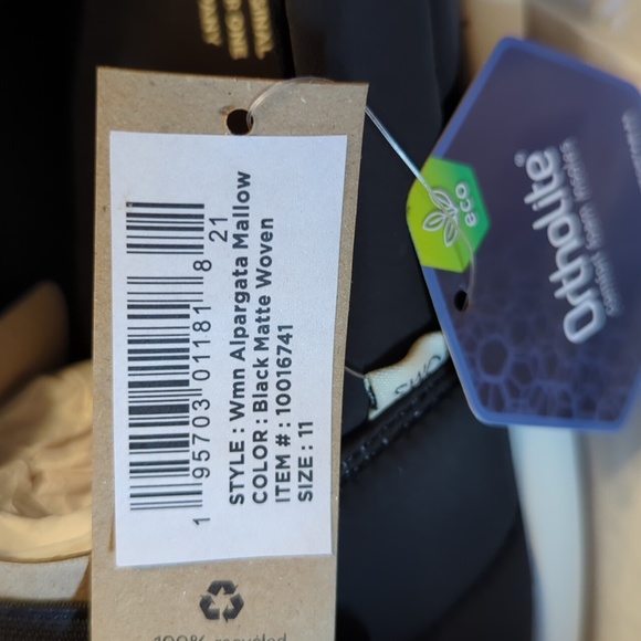 Toms Alpargata Mallow Puff, Matte Black, size 11 - Picture 6 of 6